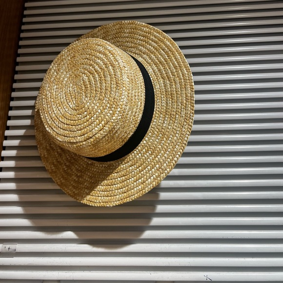 Hat - Picture 2 of 5